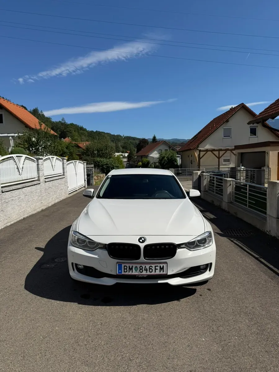 BMW 3 Series 2014 photo 2