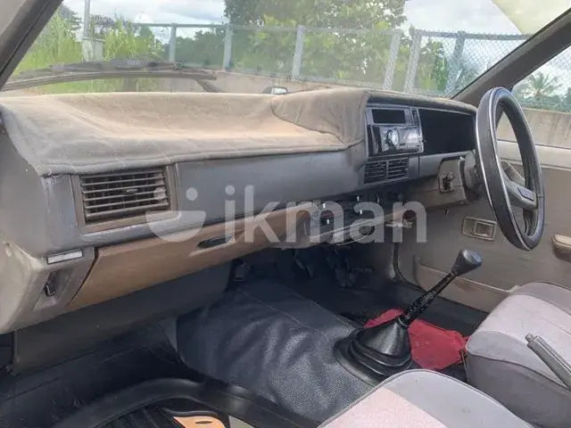 Toyota Corolla 1986 photo 5