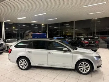 Skoda Octavia 2019 photo 3