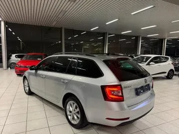 Skoda Octavia 2019 photo 2