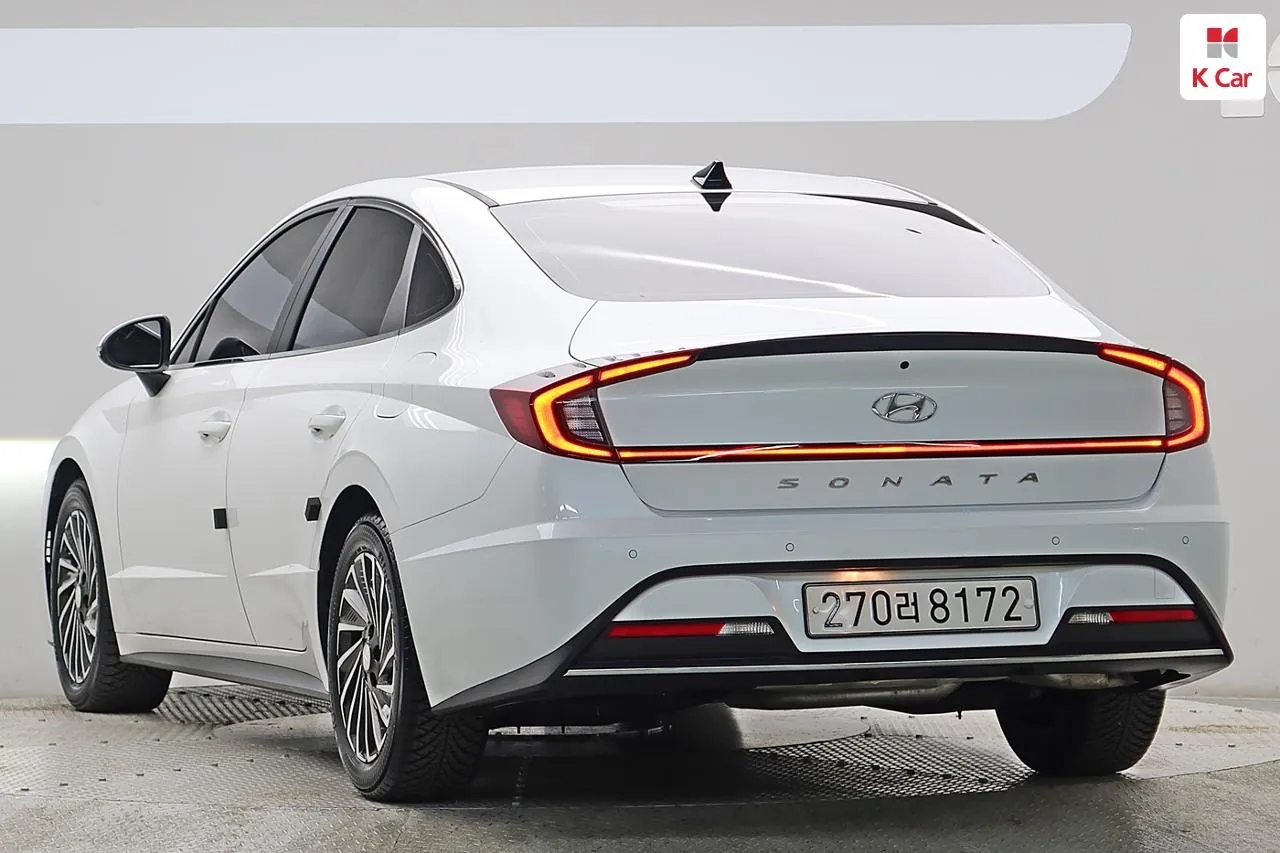 Hyundai Sonata Dn8 Hybrid 2021 photo 2