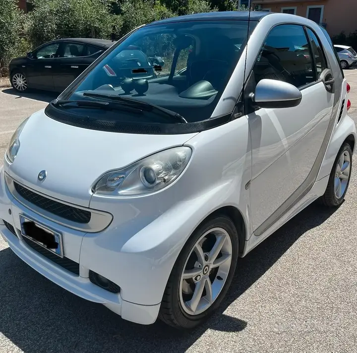 Smart Fortwo 2012 photo 4