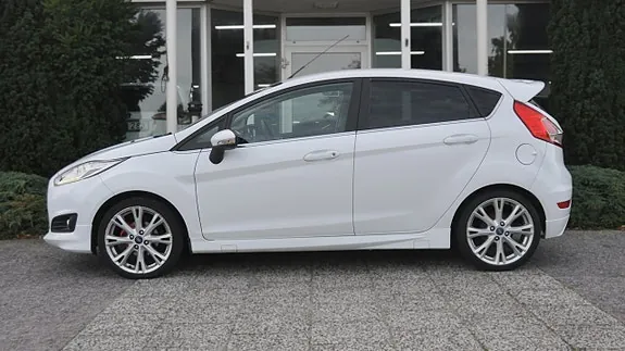 Ford Fiesta 2014 photo 3