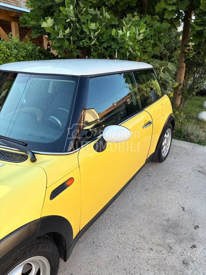 Mini Cooper 2002 photo 4