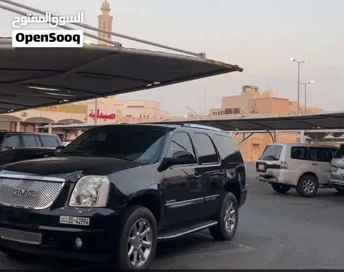 GMC Yukon 2012 photo 5