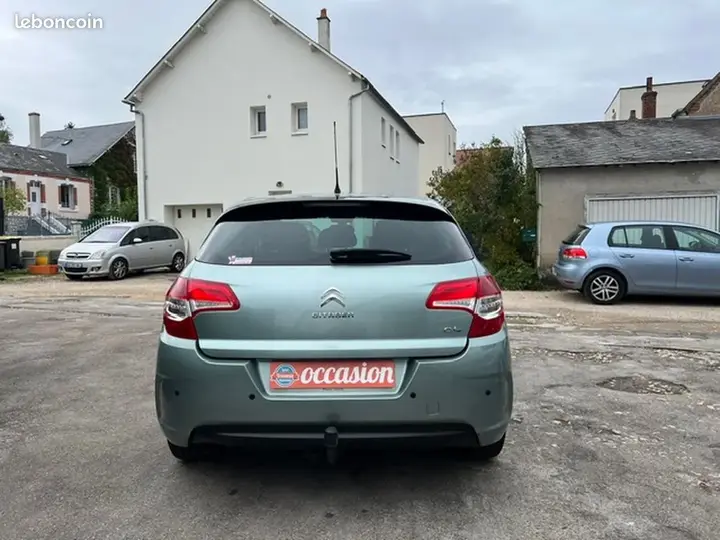 Citroen C4 2011 photo 5