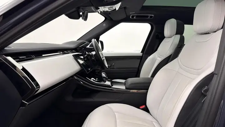 Land Rover Range Rover Sport 2025 photo 3