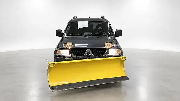 Mitsubishi Pajero Sport 2006 photo 2