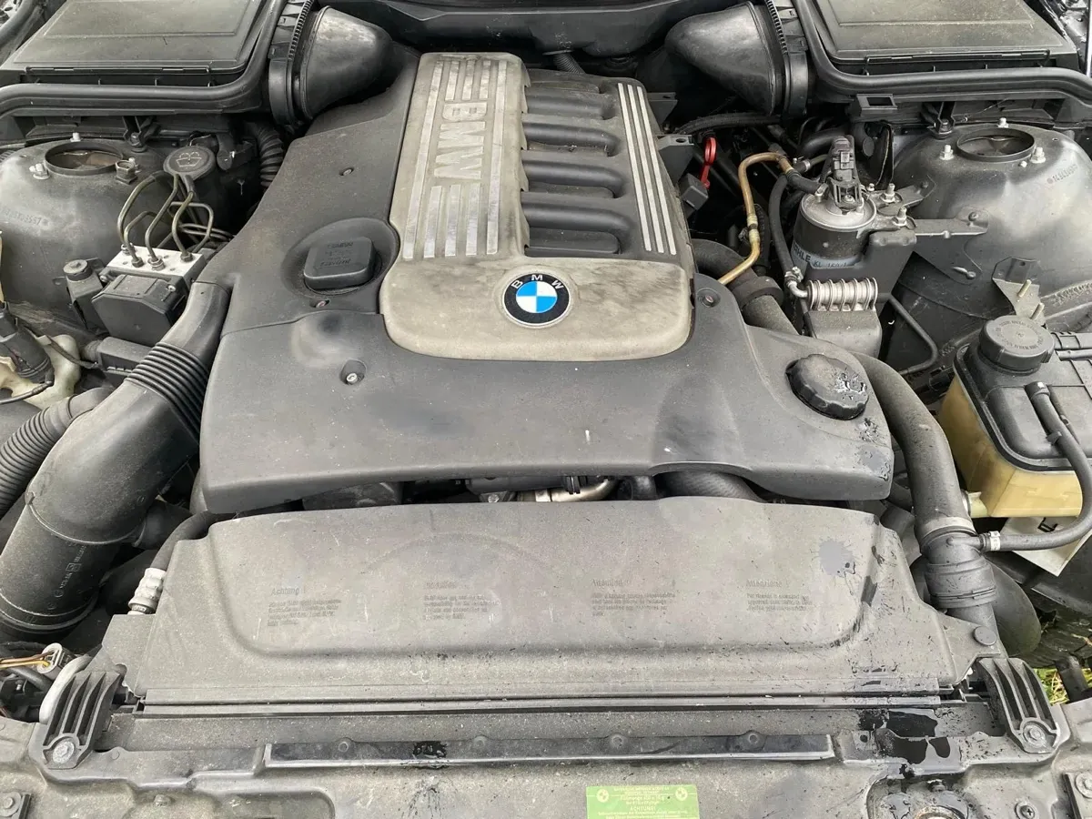 BMW 5 Series 2002 photo 3