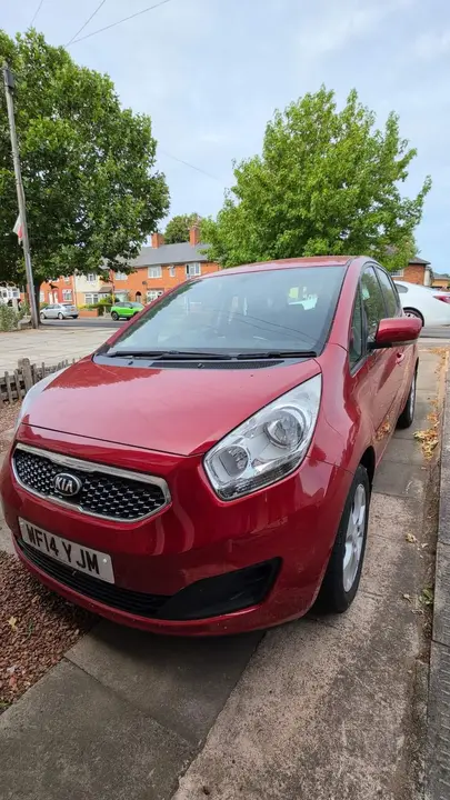 Kia Venga 2014 photo 2