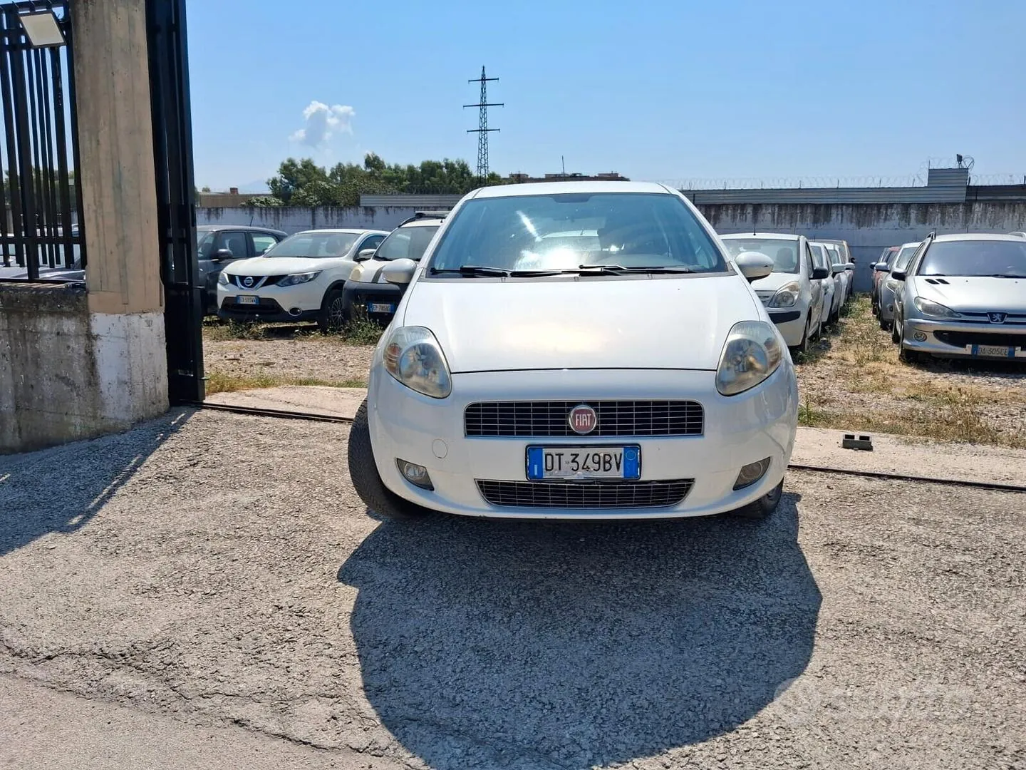 Fiat Grande Punto 2009 photo 4