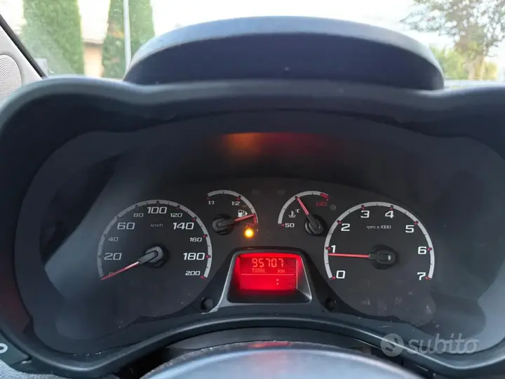 Ford Ka 2011 photo 3
