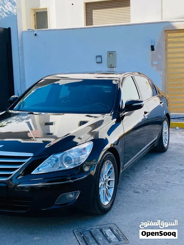 Genesis G70 2010 photo 2