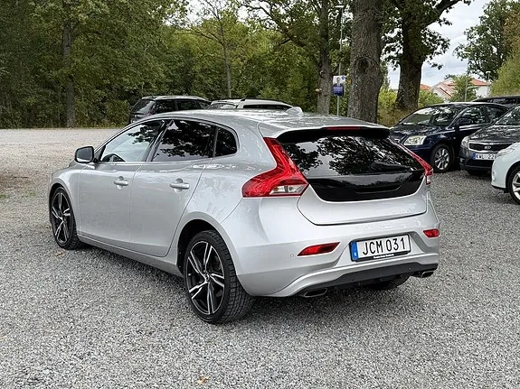 Volvo V40 2016 photo 4