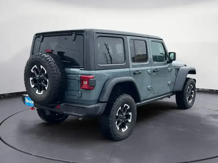 Jeep Wrangler 2026 photo 5