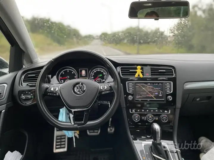 Volkswagen Golf 2016 photo 2