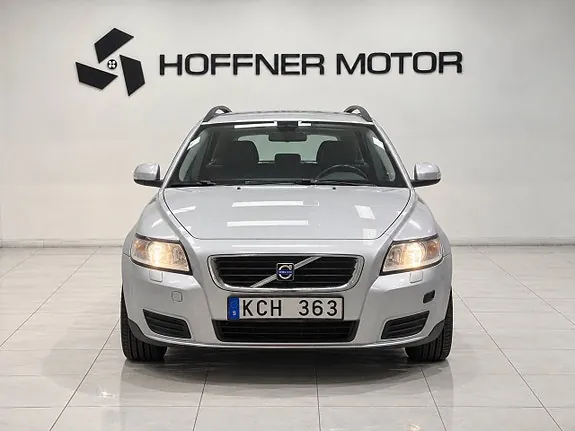 Volvo V50 2010 photo 2