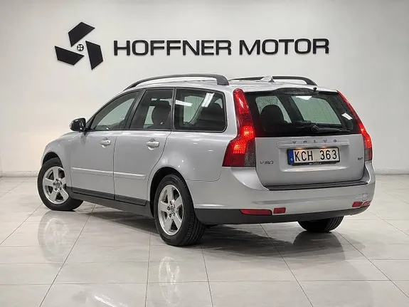 Volvo V50 2010 photo 3