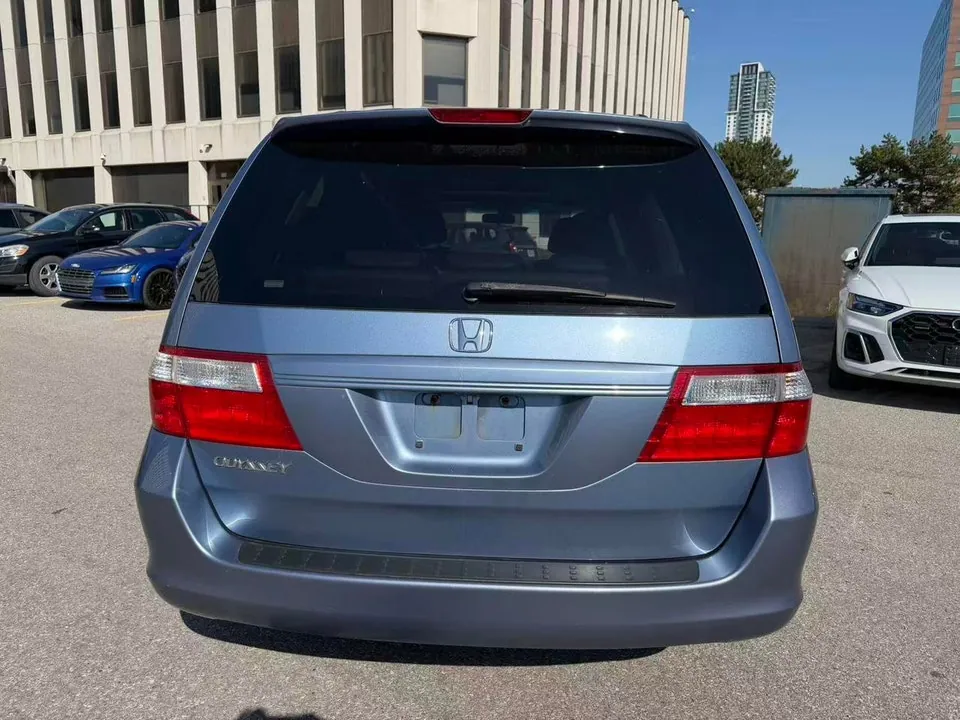 Honda Odyssey 2006 photo 5