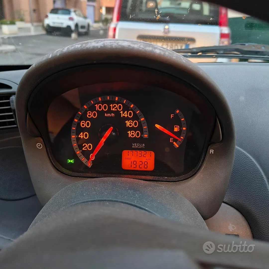 Fiat Seicento 2004 photo 3