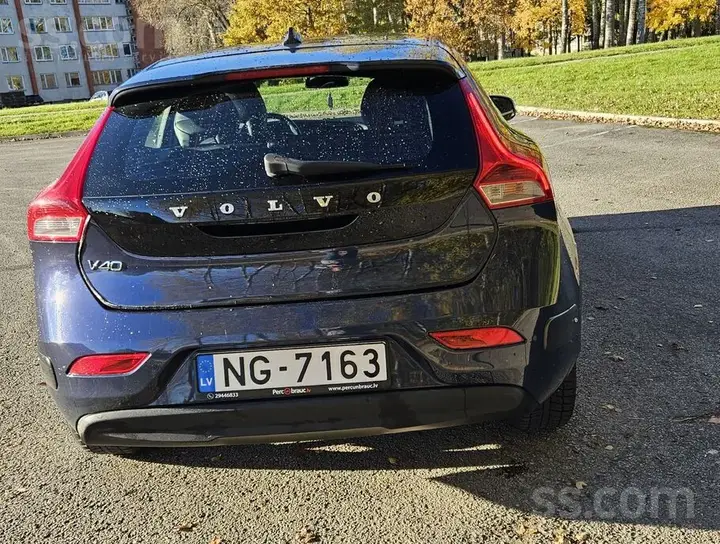 Volvo V40 2013 photo 4