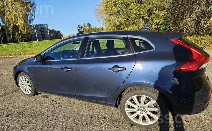Volvo V40 2013 photo 5