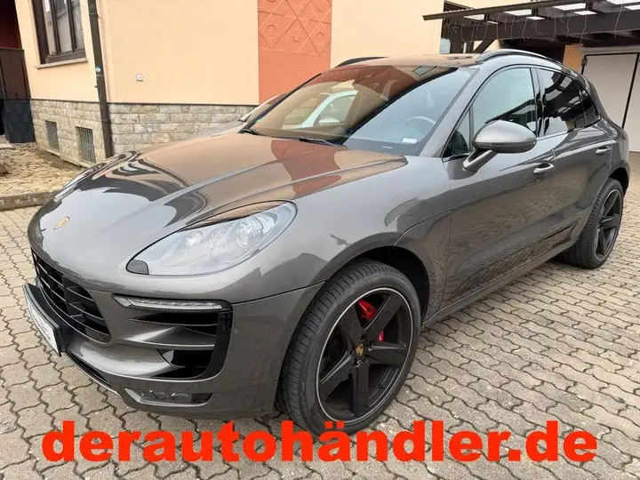 Porsche Macan Turbo