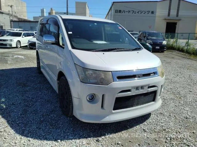 Mitsubishi Delica