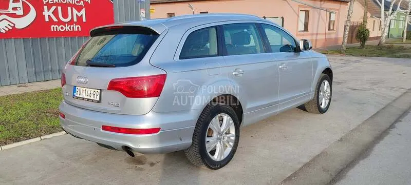 Audi Q7 2009 photo 5