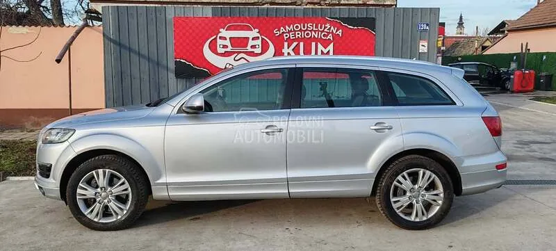 Audi Q7 2009 photo 4