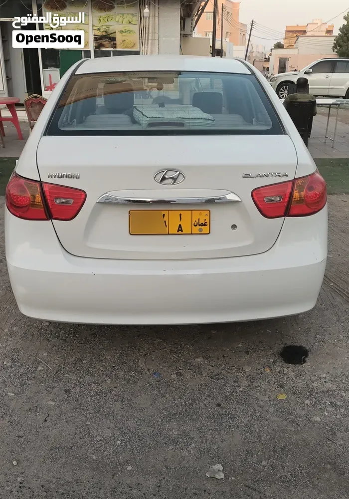 Hyundai Elantra 2010 photo 3