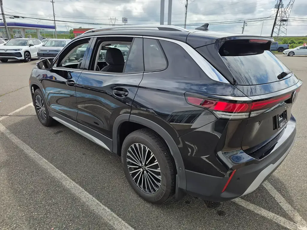 Volkswagen Tiguan 2025 photo 5