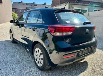 Kia Rio 2018 photo 2