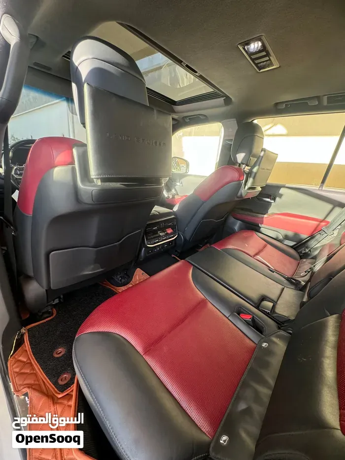Toyota Land Cruiser 2023 photo 3