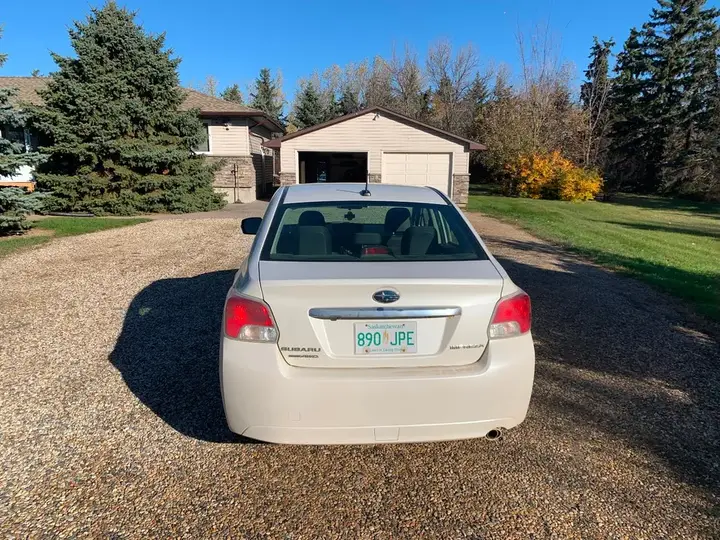 Subaru Impreza 2014 photo 4