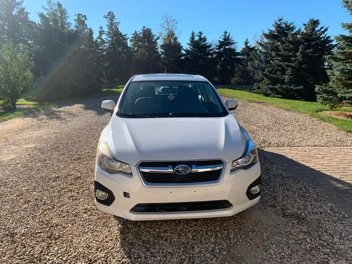 Subaru Impreza 2014 photo 2