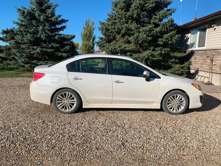 Subaru Impreza 2014 photo 3