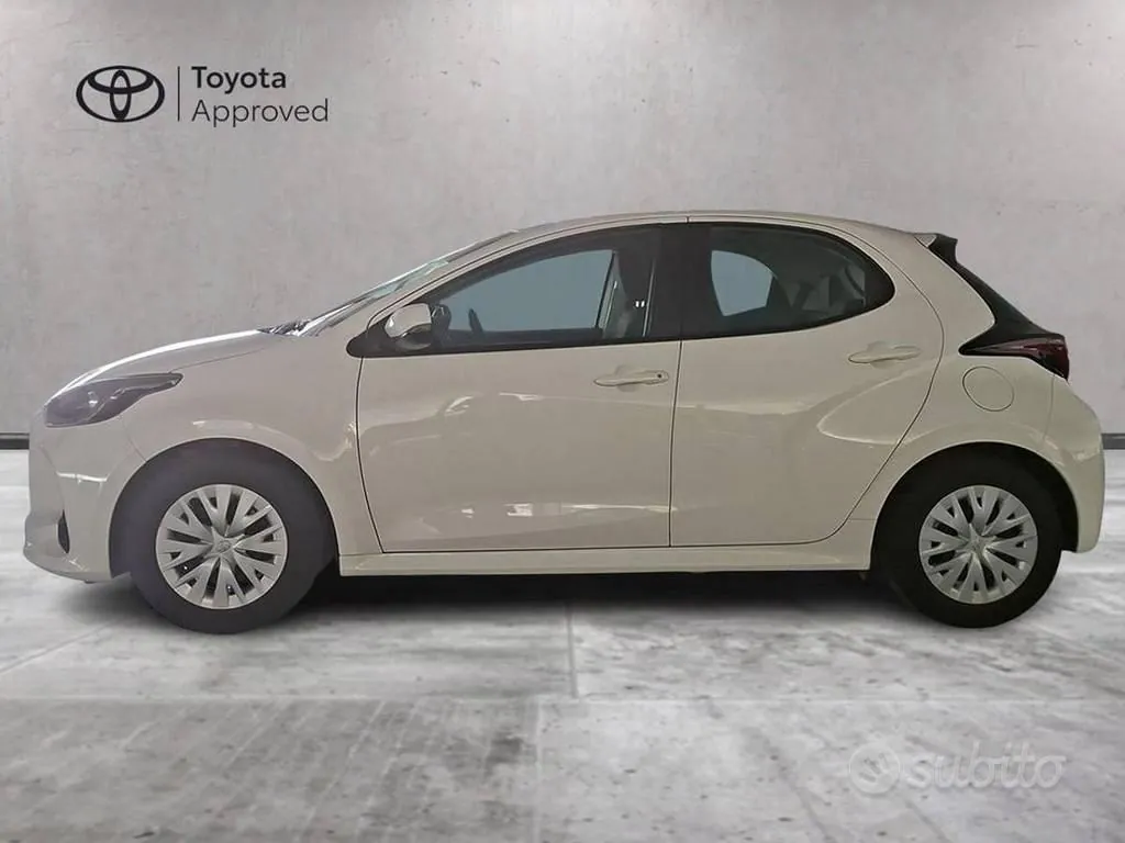 Toyota Yaris 2022 photo 4