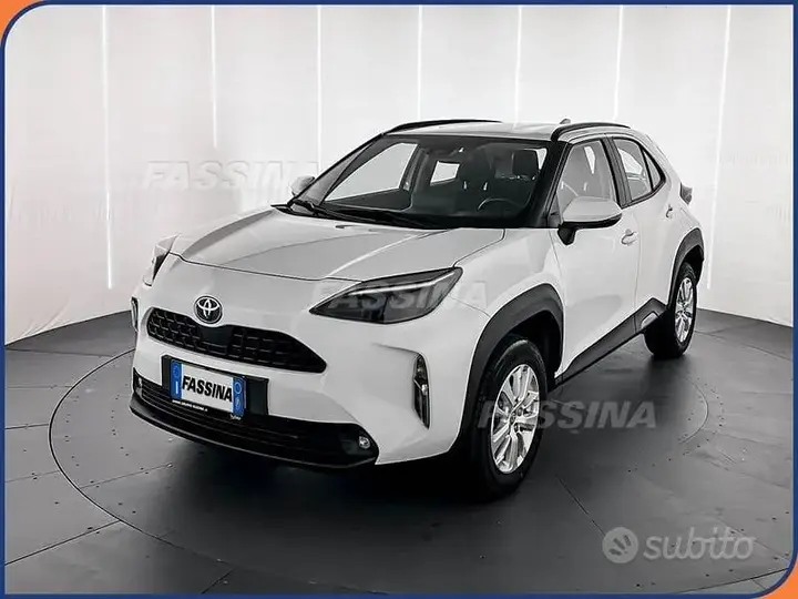 Toyota Yaris Cross 2024 photo 3