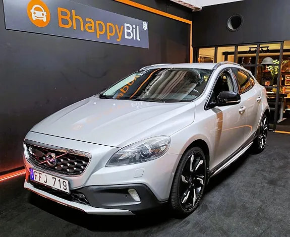 Volvo V40 Cross Country 2013 photo 3