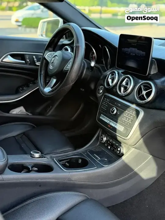 Mercedes-Benz Cla 2018 photo 2