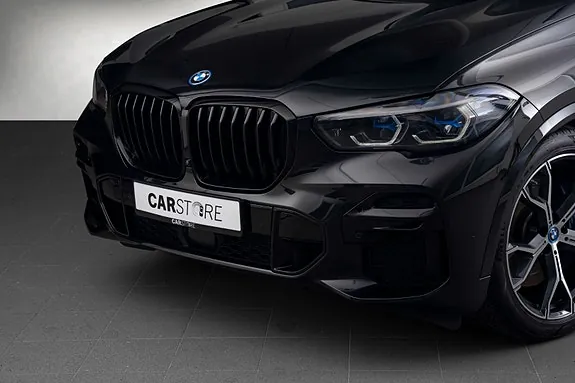 BMW X5 2022 photo 2