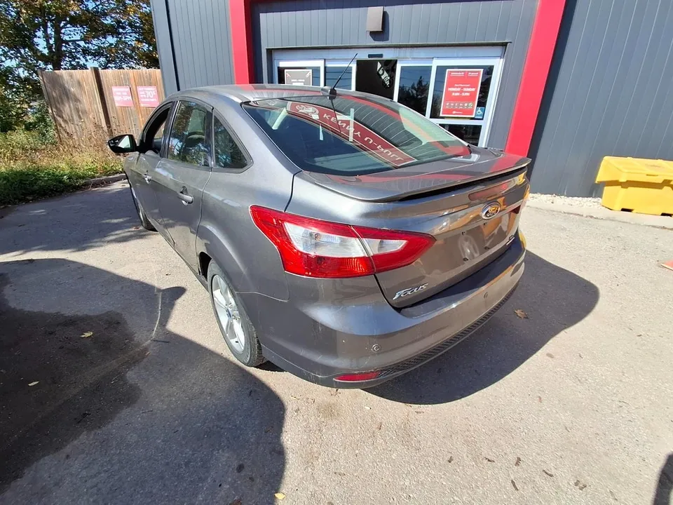 Ford Focus 2013 photo 4