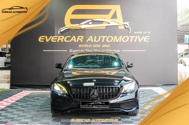 Mercedes-Benz E300