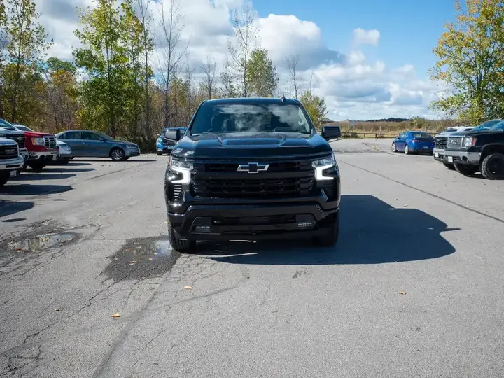 Chevrolet Silverado 1500 2026 photo 3