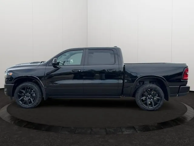Ram 1500 Laramie 2026 photo 2