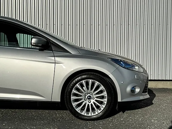 Ford Focus 2013 photo 5