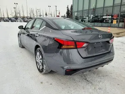 Nissan Altima 2025 photo 2