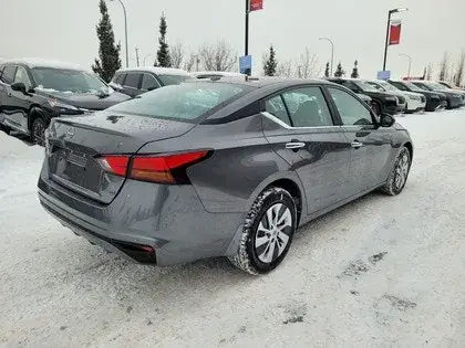 Nissan Altima 2025 photo 4