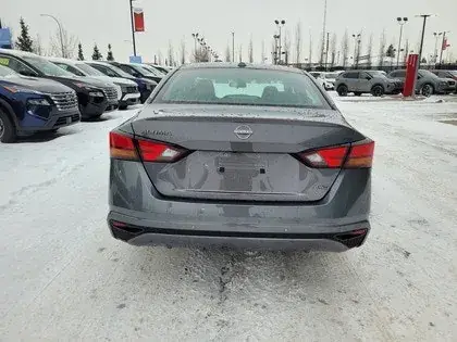 Nissan Altima 2025 photo 3